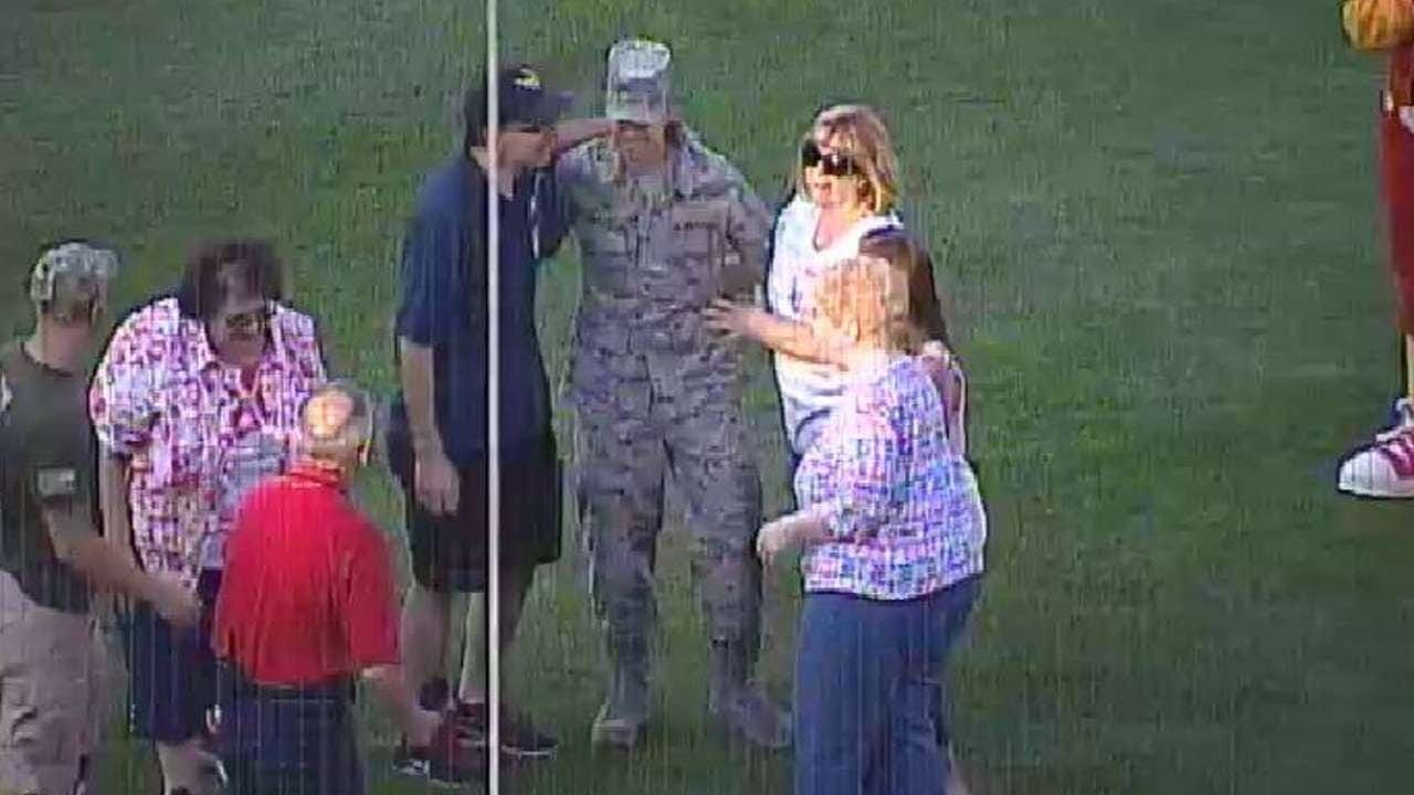 Surprise military homecoming in Rochester