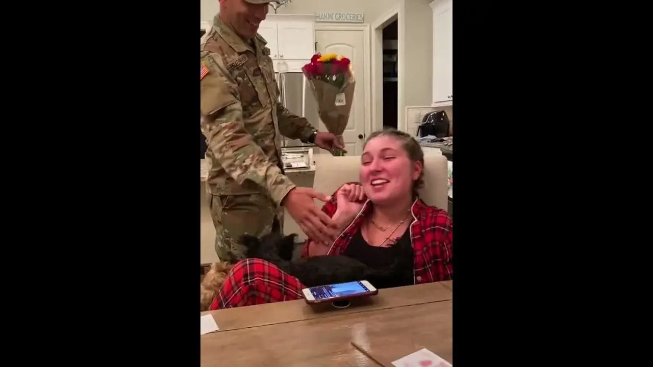 Emotional soldiers coming home || military coming home #shorts